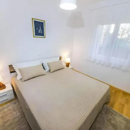 Lavander By Interhome *