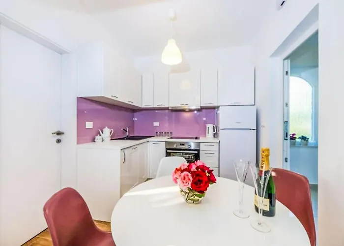 Lavander By Interhome * Сукошан