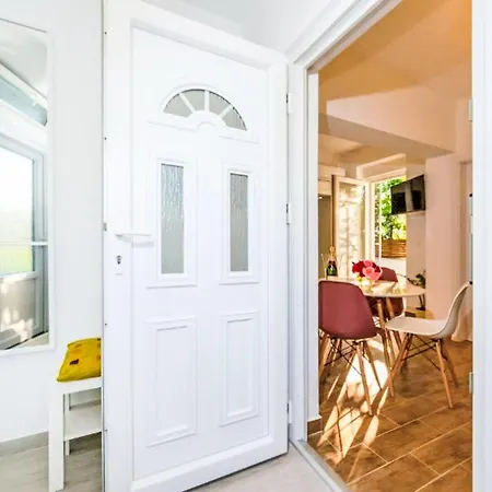 Appartement Lavander By Interhome Sukošan